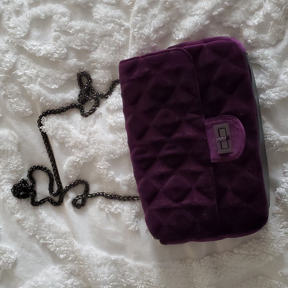 NEW Quilted Chain Strap Bag